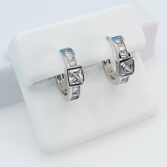 925 Sterling Silver AAAAA Level Cubic Zirconia Earrings  \